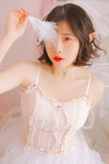 靖王世子小妾